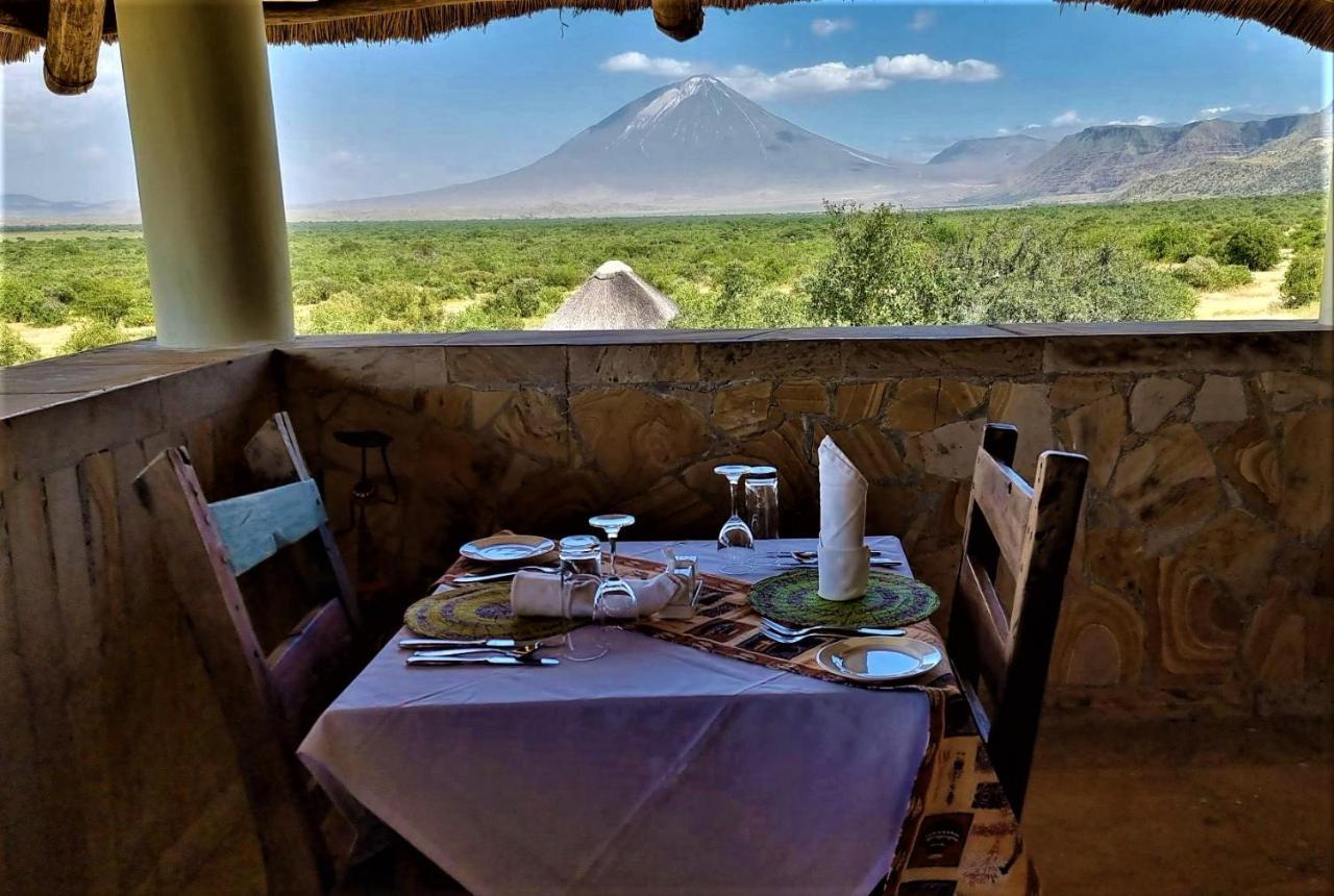 Africa Safari Lake Natron Camping Mtowabaga Buitenkant foto
