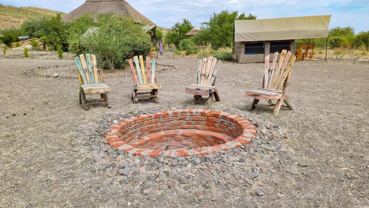 Africa Safari Lake Natron Camping Mtowabaga Buitenkant foto
